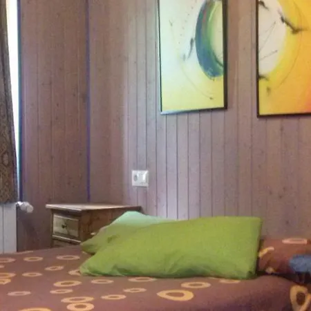 בית כפרי Casa Marieta קאנפראנק